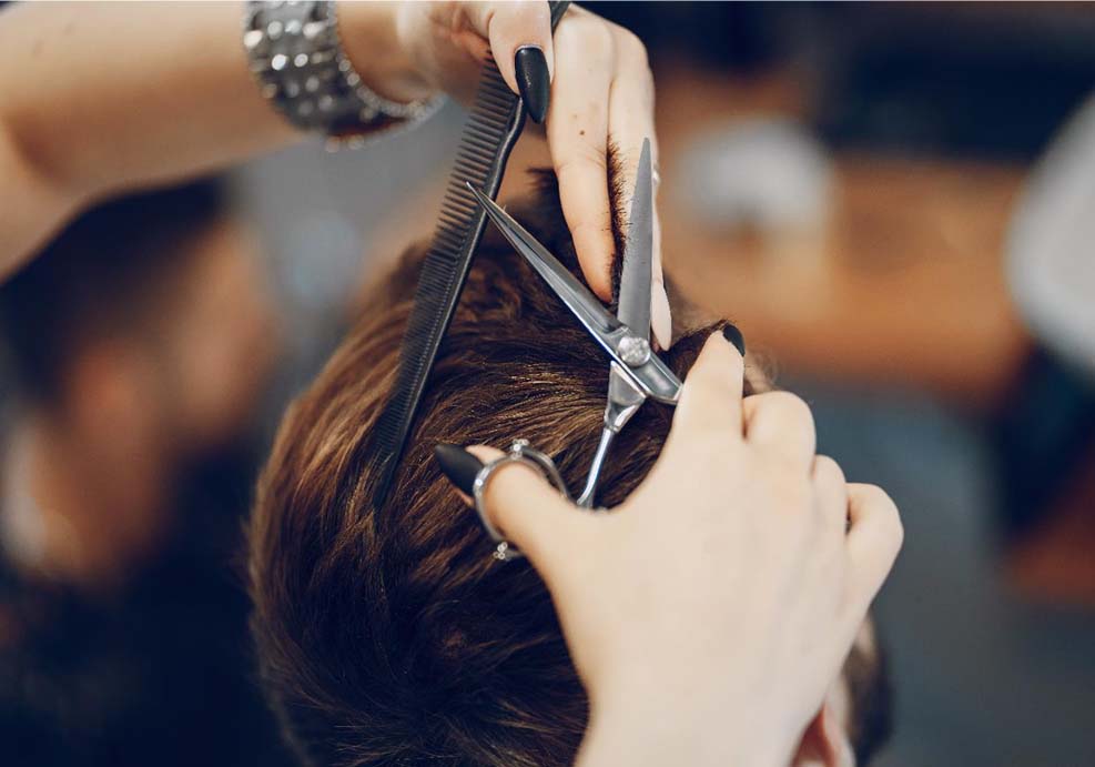 Ingewikkelde regels en toegenomen lasten nemen hap uit winst kapsalons